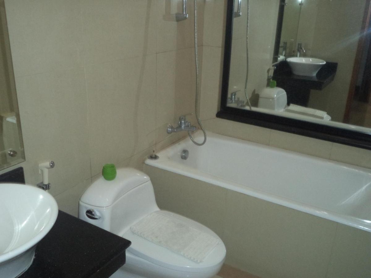 Alloro Guesthouse Pacitan Εξωτερικό φωτογραφία